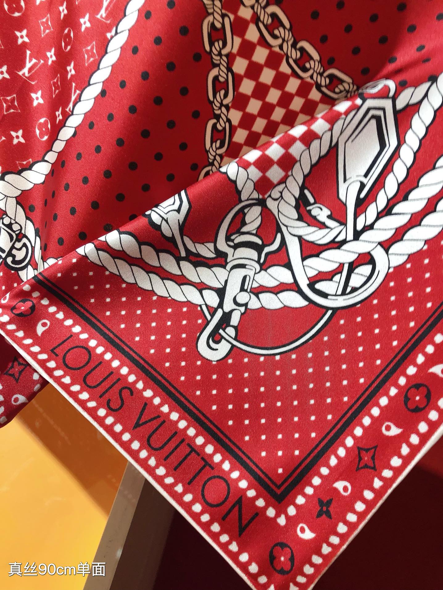 LV Sailor Bandana Square 90 M79800